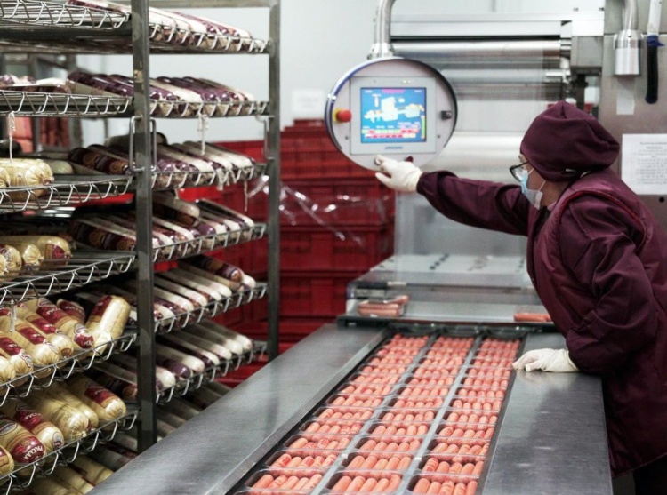 «Уфимский мясоконсервный комбинат» внедряет проект «Производительность труда»